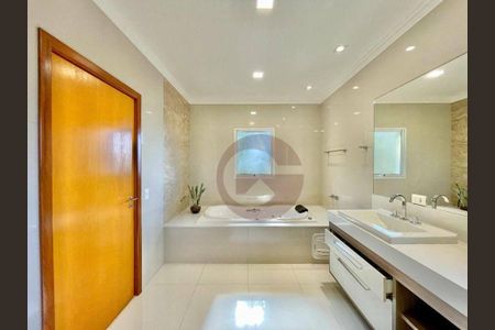 6_photo/94cfaaa19d.9fb007bff0a585ff-ATLAS-214ec35c-0145-4f00-9e4f-89bf8325b63a.jpg de casa à venda com 4 quartos, 683m² em Vila Santo Antônio, Cotia