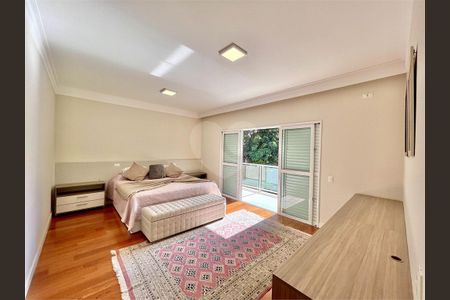 6_photo/94cfaaa19d.9fb007bff0a585ff-ATLAS-24b92f7d-4e67-4f2d-8c78-95f8099306ad.jpg de casa à venda com 4 quartos, 1058m² em Vila Santo Antônio, Cotia