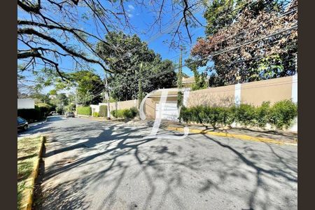 10_photo/94cfaaa19d.9fb007bff0a585ff-ATLAS-43052bd4-99a2-4e5f-b4f9-324af40f83bb.jpg de casa à venda com 4 quartos, 684m² em Vila Santo Antônio, Cotia