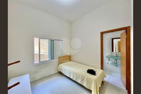 4_photo/94cfaaa19d.9fb007bff0a585ff-ATLAS-9c8ec59c-6f0c-4d37-8c6f-e46342228a9b.jpg de casa à venda com 4 quartos, 1058m² em Vila Santo Antônio, Cotia