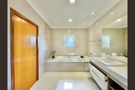 8_photo/94cfaaa19d.9fb007bff0a585ff-ATLAS-c1fe76c8-5d31-4c1a-8605-1b629b4e71fd.jpg de casa à venda com 4 quartos, 1058m² em Vila Santo Antônio, Cotia