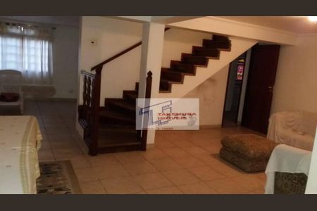 9_photo/94cfaaa1a5.a095ebe9a9b9d05b-ATLAS-288709dd-e34d-49eb-a795-59f4f3763f54.jpg de casa à venda com 4 quartos, 645m² em Parque Silvino Pereira, Cotia