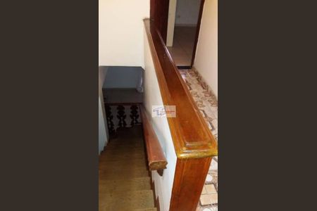 5_photo/94cfaaa1a5.a095ebe9a9b9d05b-ATLAS-3c93f048-5b5c-4ee6-bff2-a00ab6de3f34.jpg de casa à venda com 4 quartos, 645m² em Parque Silvino Pereira, Cotia