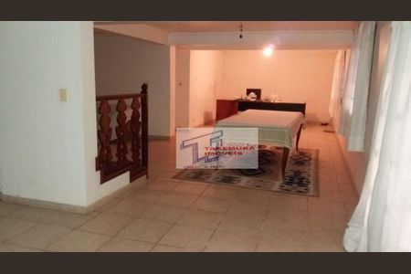 7_photo/94cfaaa1a5.a095ebe9a9b9d05b-ATLAS-bab08d4c-b048-435b-ad49-c7e7cd15c4b3.jpg de casa à venda com 4 quartos, 645m² em Parque Silvino Pereira, Cotia