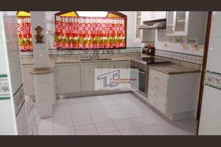 10_photo/94cfaaa1a5.a095ebe9a9b9d05b-ATLAS-e395ea1b-377e-4fed-a342-6b472b0f267a.jpg de casa à venda com 4 quartos, 645m² em Parque Silvino Pereira, Cotia