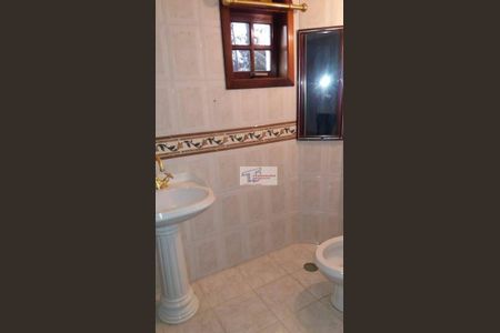 12_photo/94cfaaa1a5.a095ebe9a9b9d05b-ATLAS-f9e4cf42-933b-4ba4-81e3-a3e4242b158e.jpg de casa à venda com 4 quartos, 645m² em Parque Silvino Pereira, Cotia