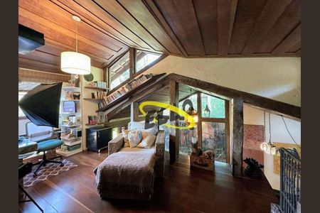 12_photo/94cfaaa1a7.4540318967139590-ATLAS-3a2c852e-228d-4f6a-a15c-a542e8c6c0a8.jpg de casa à venda com 5 quartos, 334m² em Vila Santo Antonio de Carapicuiba, Cotia