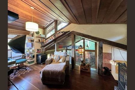 10_photo/94cfaaa1a7.94c879028f7e7ff5-ATLAS-4276d785-92a5-4c12-80ef-ff515670d36b.jpg de casa à venda com 5 quartos, 334m² em Granja Viana, Cotia