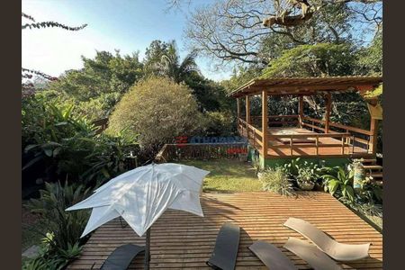 12_photo/94cfaaa1a7.94c879028f7e7ff5-ATLAS-4584239b-aa22-4eb3-a1da-de6012f15f0b.jpg de casa à venda com 5 quartos, 334m² em Granja Viana, Cotia