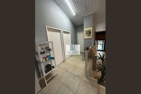 4_photo/94cfaaa1b1.c1051c59262f296e-ATLAS-25e8d37d-e9cc-438f-a1e4-e0df1bb83a91.jpg de casa à venda com 4 quartos, 350m² em Chácaras dos Lagos, Cotia