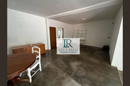 7_photo/94cfaaa1b3.364cdb59f22b30dd-ATLAS-7fd03390-49fa-491d-982c-af8bab4f8a89.jpg de casa à venda com 3 quartos, 350m² em Chácaras dos Lagos, Cotia