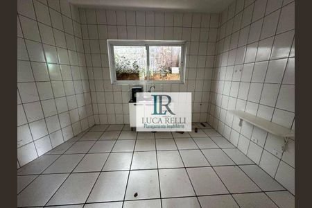 11_photo/94cfaaa1b3.364cdb59f22b30dd-ATLAS-b0b2dc11-e7cc-4593-829e-2cd72d1302b5.jpg de casa à venda com 3 quartos, 350m² em Chácaras dos Lagos, Cotia