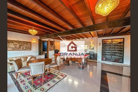 12_photo/94cfaaa1b7.3714cccd63f8fe2d-ATLAS-5bd5648c-e734-4458-aab5-996fa5c3f42f.jpg de casa à venda com 4 quartos, m² em Chácaras dos Lagos, Cotia