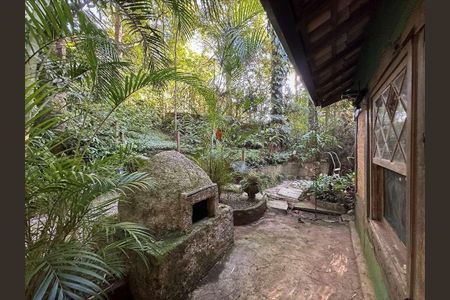 30_photo/94cfaaa1bb.8ca146e4695ff152-ATLAS-1b3178e3-cb95-413a-8d95-24b417cb098e.jpg de casa à venda com 5 quartos, 334m² em Vila Santo Antonio de Carapicuiba, Cotia