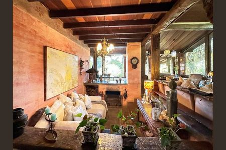 41_photo/94cfaaa1bb.8ca146e4695ff152-ATLAS-34d6f4b8-1a62-483e-b218-1ff0191e78cf.jpg de casa à venda com 5 quartos, 334m² em Vila Santo Antonio de Carapicuiba, Cotia