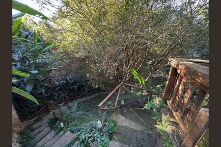 27_photo/94cfaaa1bb.8ca146e4695ff152-ATLAS-a4ea7bca-1494-48a3-b972-2647218b2537.jpg de casa à venda com 5 quartos, 334m² em Vila Santo Antonio de Carapicuiba, Cotia