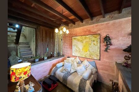 43_photo/94cfaaa1bb.8ca146e4695ff152-ATLAS-b49f0e4c-01f8-43a5-a37a-8b260a27100f.jpg de casa à venda com 5 quartos, 334m² em Vila Santo Antonio de Carapicuiba, Cotia