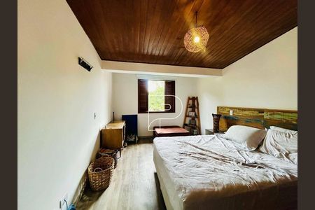 2_photo/94cfaaa1cb.ee31d1fd9df23408-ATLAS-29c9488a-9302-4ee7-bd82-c451b7d74c4c.jpg de casa à venda com 4 quartos, 280m² em Parque Silvino Pereira, Cotia