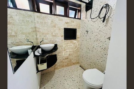 34_photo/94cfaaa1cb.ee31d1fd9df23408-ATLAS-e5dcae5b-6c04-486e-8797-6df627e87f92.jpg de casa à venda com 4 quartos, 280m² em Parque Silvino Pereira, Cotia