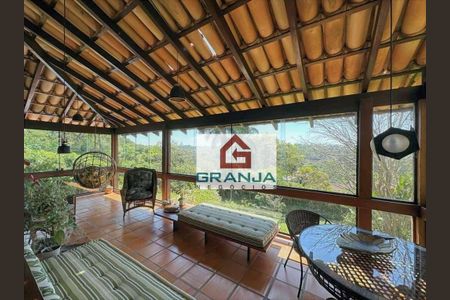 23_photo/94cfaaa1e9.01061cb6ad72014f-ATLAS-5a77ec29-ae7c-43f2-b11b-5c2f74f56f71.jpg de casa à venda com 5 quartos, 414m² em Vila Santo Antônio, Cotia