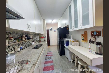 10_photo/94cfaaa1fd.2008f600ea595daf-ATLAS-0f6775a4-c8cb-4665-a56a-c366a2ae984d.jpg de casa à venda com 4 quartos, 512m² em Vila Santo Antônio, Cotia