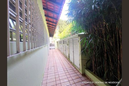 10_photo/94cfaaa1fd.2008f600ea595daf-ATLAS-5f7ac436-a8fd-4eac-a26f-c78e0b1141dd.jpg de casa à venda com 4 quartos, 512m² em Vila Santo Antônio, Cotia