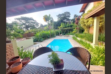 2_photo/94cfaaa1fd.2008f600ea595daf-ATLAS-908ef937-fd39-434a-89ba-9c7e8c05c7a2.jpg de casa à venda com 4 quartos, 512m² em Vila Santo Antônio, Cotia