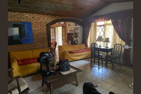 6_photo/94cfaaa2a5.94eccd8fc9add72f-ATLAS-cfdff252-3d9d-4c2c-a52b-712aa0c432b1.jpg de casa à venda com 5 quartos, 800m² em Vila Santo Antonio de Carapicuiba, Cotia