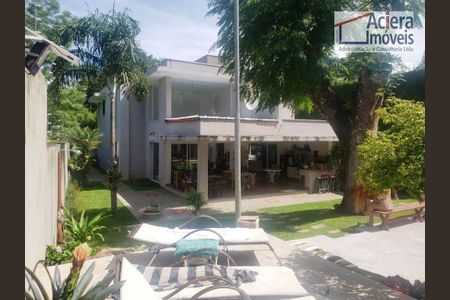 4_photo/94cfaaa321.2f15d505e37c7ac5-ATLAS-0806100f-6f9b-466c-935e-7b6a28044be3.jpg de casa à venda com 4 quartos, 421m² em Vila Santo Antônio, Cotia