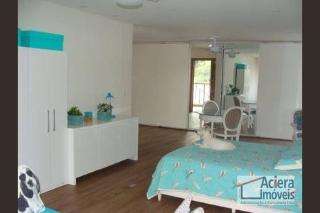 31_photo/94cfaaa321.2f15d505e37c7ac5-ATLAS-ad90f482-6dbe-4d91-a5b0-3bc03da7664f.jpg de casa à venda com 4 quartos, 421m² em Vila Santo Antônio, Cotia