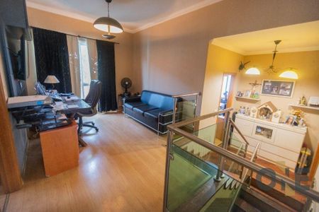 6_photo/94cfaaa341.488d9430527a71af-ATLAS-142fcd10-e057-4119-8409-68d05e6cdb29.jpg de casa de condomínio à venda com 4 quartos, 272m² em Vila Santo Antônio, Cotia