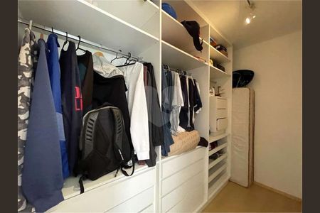 11_photo/94cfaaa351.c54d8ccd00eda198-ATLAS-0acea224-3e3f-4748-8f8e-7d123e04f111.jpg de casa à venda com 5 quartos, 610m² em Vila Santo Antônio, Cotia