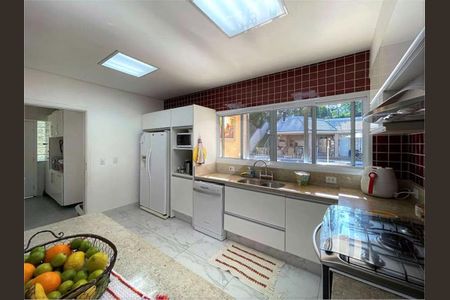 12_photo/94cfaaa351.c54d8ccd00eda198-ATLAS-402effd9-10db-4b3b-ba4a-db66700aa13d.jpg de casa à venda com 5 quartos, 610m² em Vila Santo Antônio, Cotia