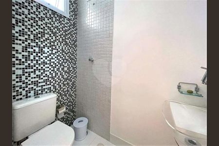 4_photo/94cfaaa351.c54d8ccd00eda198-ATLAS-ea7e0be0-bbb4-482a-a0bf-d4ac6bf754b8.jpg de casa à venda com 5 quartos, 610m² em Vila Santo Antônio, Cotia