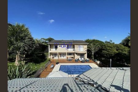 38_photo/94cfaaa36f.1c00c1da58af8ccc-ATLAS-4e73da07-e95a-49e8-b602-41d1c7100c0c.jpg de casa à venda com 5 quartos, 610m² em Vila Santo Antonio de Carapicuiba, Cotia