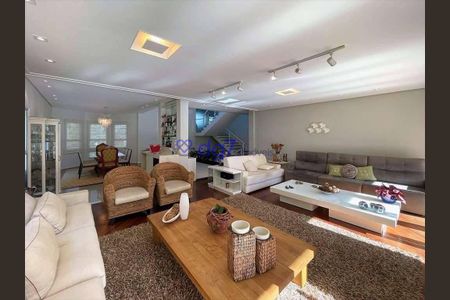 2_photo/94cfaaa36f.1c00c1da58af8ccc-ATLAS-7660a69e-ff42-47a7-9c83-46f9ec2f64e4.jpg de casa à venda com 5 quartos, 610m² em Vila Santo Antonio de Carapicuiba, Cotia