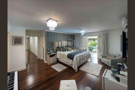 23_photo/94cfaaa36f.c89ffcb2bf51edfe-ATLAS-4f3749df-1498-46b1-8e35-d61b1c0f39e6.jpg de casa à venda com 4 quartos, 850m² em Vila Santo Antonio de Carapicuiba, Cotia