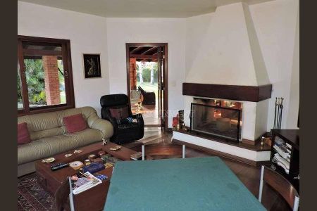 11_photo/94cfaaa373.72fc516e6ab264c7-ATLAS-b65e5357-57ca-4d1d-b213-30f0a92b7761.jpg de casa à venda com 4 quartos, 1230m² em Vila Santo Antônio, Cotia