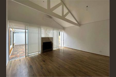 2_photo/94cfaaa393.75e2b3fb788f2d45-ATLAS-2cfa600c-8873-449a-8a5f-b477ff83f97c.jpg de casa à venda com 4 quartos, 800m² em Vila Santo Antônio, Cotia