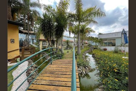 8_photo/94cfaaa393.75e2b3fb788f2d45-ATLAS-9bc55818-1603-4046-9834-1f109bb6c0c8.jpg de casa à venda com 4 quartos, 800m² em Vila Santo Antônio, Cotia