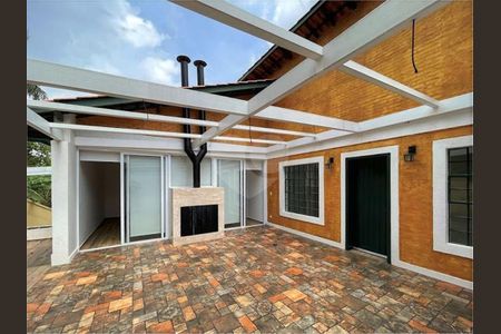 6_photo/94cfaaa393.75e2b3fb788f2d45-ATLAS-cd98e33d-be48-4d8e-96e1-73d235079fc4.jpg de casa à venda com 4 quartos, 800m² em Vila Santo Antônio, Cotia