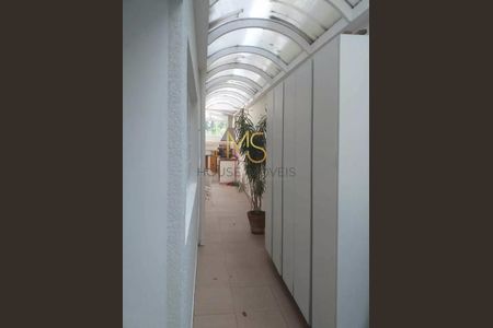 6_photo/94cfaaa3b3.96ab9a77f00113ea-ATLAS-9cfea817-702b-4d4d-b375-41920e84c492.jpg de casa à venda com 4 quartos, 240m² em Vila Santo Antônio, Cotia