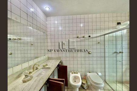 38_photo/94cfaaa3cd.9a49431ce01ed52c-ATLAS-e1a66e52-5c21-4033-9986-8ba66a07b6bd.jpg de casa à venda com 5 quartos, m² em Vila Santo Antonio de Carapicuiba, Cotia