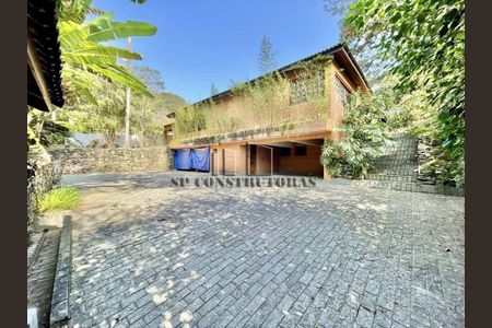 6_photo/94cfaaa3cd.9a49431ce01ed52c-ATLAS-e69ec812-e2fb-4192-9945-335228d90e73.jpg de casa à venda com 5 quartos, m² em Vila Santo Antonio de Carapicuiba, Cotia