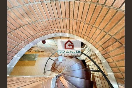 3_photo/94cfaaa3d3.d1ae08f062ab4888-ATLAS-0fe3c971-a577-42f6-b40a-d6c94f9b9e42.jpg de casa à venda com 5 quartos, 700m² em Vila Santo Antônio, Cotia