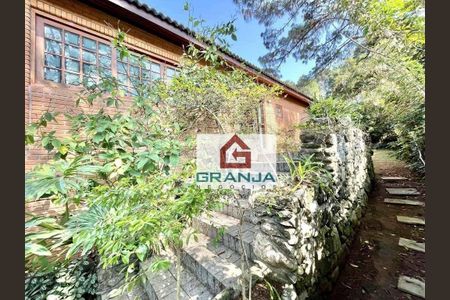 5_photo/94cfaaa3d3.d1ae08f062ab4888-ATLAS-13f77e91-a301-420c-a64d-07069ac71cf6.jpg de casa à venda com 5 quartos, 700m² em Vila Santo Antônio, Cotia