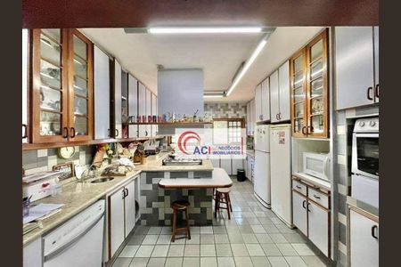 61_photo/94cfaaa3d3.d1ae08f062ab4888-ATLAS-5a43e660-bd24-4d83-bc26-8ba8ef8b811e.jpg de casa à venda com 5 quartos, 923m² em Vila Santo Antônio, Cotia