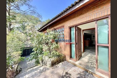 19_photo/94cfaaa3d3.d3a06d529a68dc5c-ATLAS-48c67140-274f-49d1-a1f1-fb0f0a0f01f6.jpg de casa para alugar com 5 quartos, 923m² em Vila Santo Antônio, Cotia