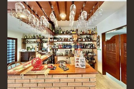 37_photo/94cfaaa3d3.d3a06d529a68dc5c-ATLAS-891e01f9-95f9-4be4-b276-23260af4b678.jpg de casa para alugar com 5 quartos, 923m² em Vila Santo Antônio, Cotia