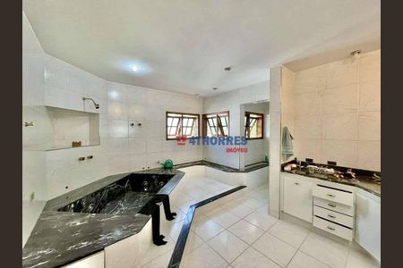 61_photo/94cfaaa3d3.d3a06d529a68dc5c-ATLAS-c58eb1be-285d-42e4-a5e7-308473e2605a.jpg de casa para alugar com 5 quartos, 923m² em Vila Santo Antônio, Cotia